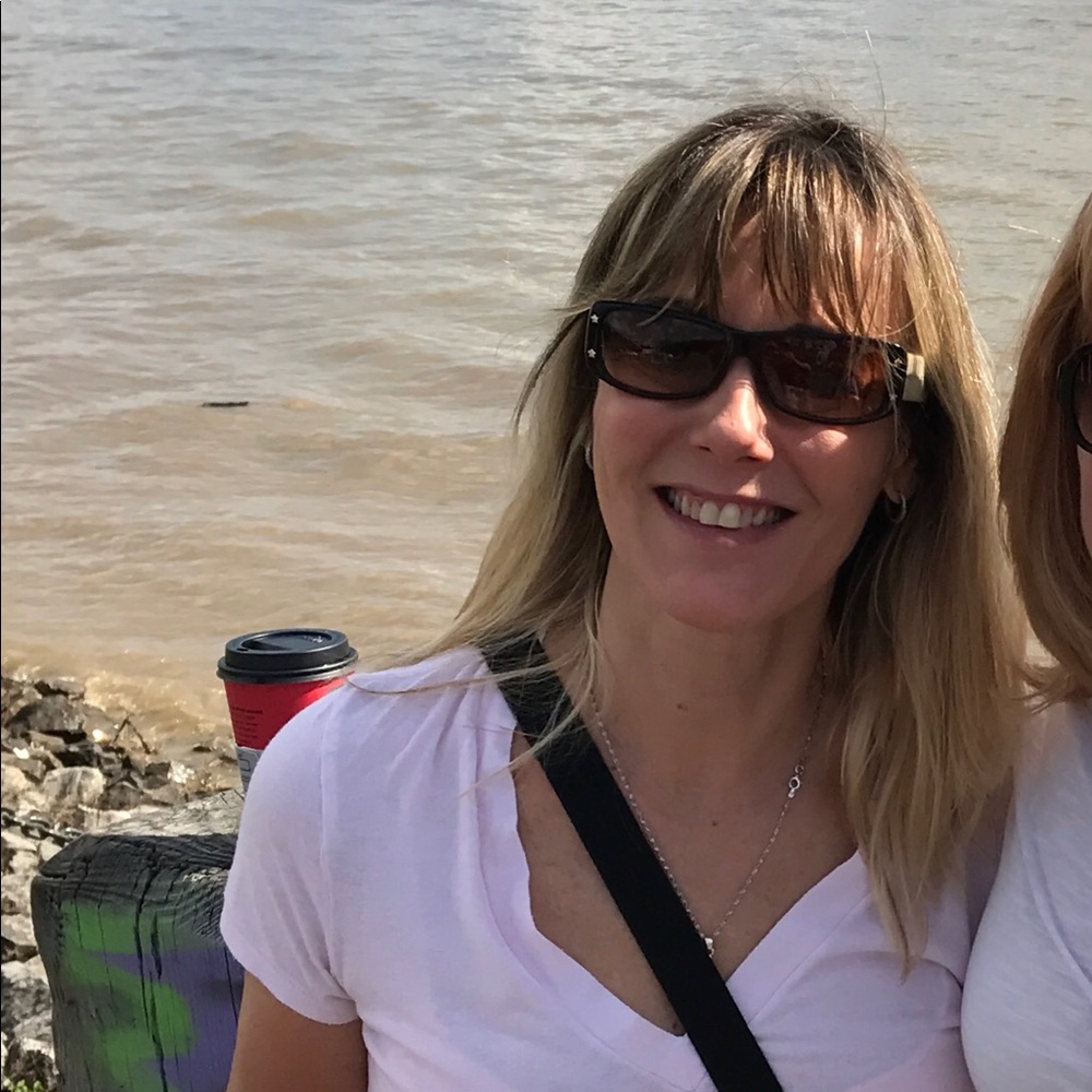 Meet your Posher, Stacy